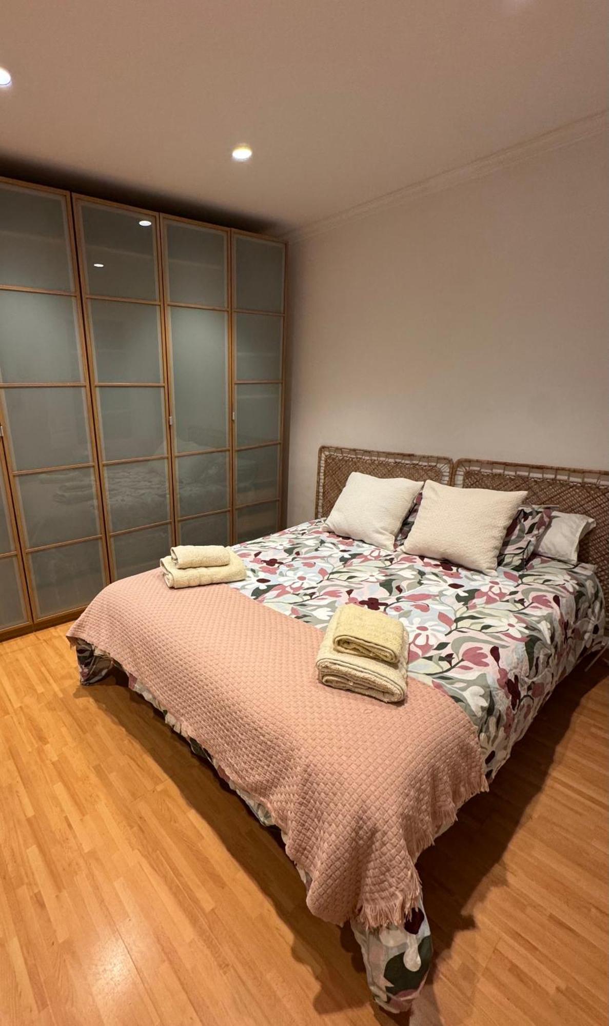 Апартаменты Acogedor Piso En Барселона Экстерьер фото